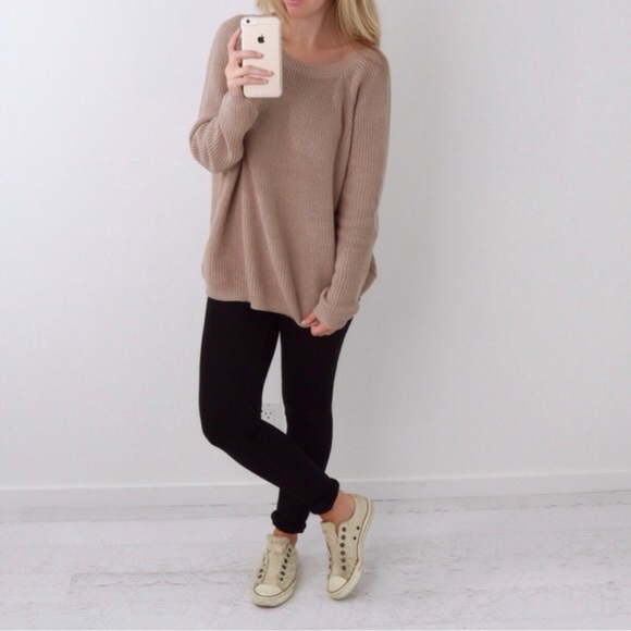 SoldOut11thStreet - Picture 4 of 7